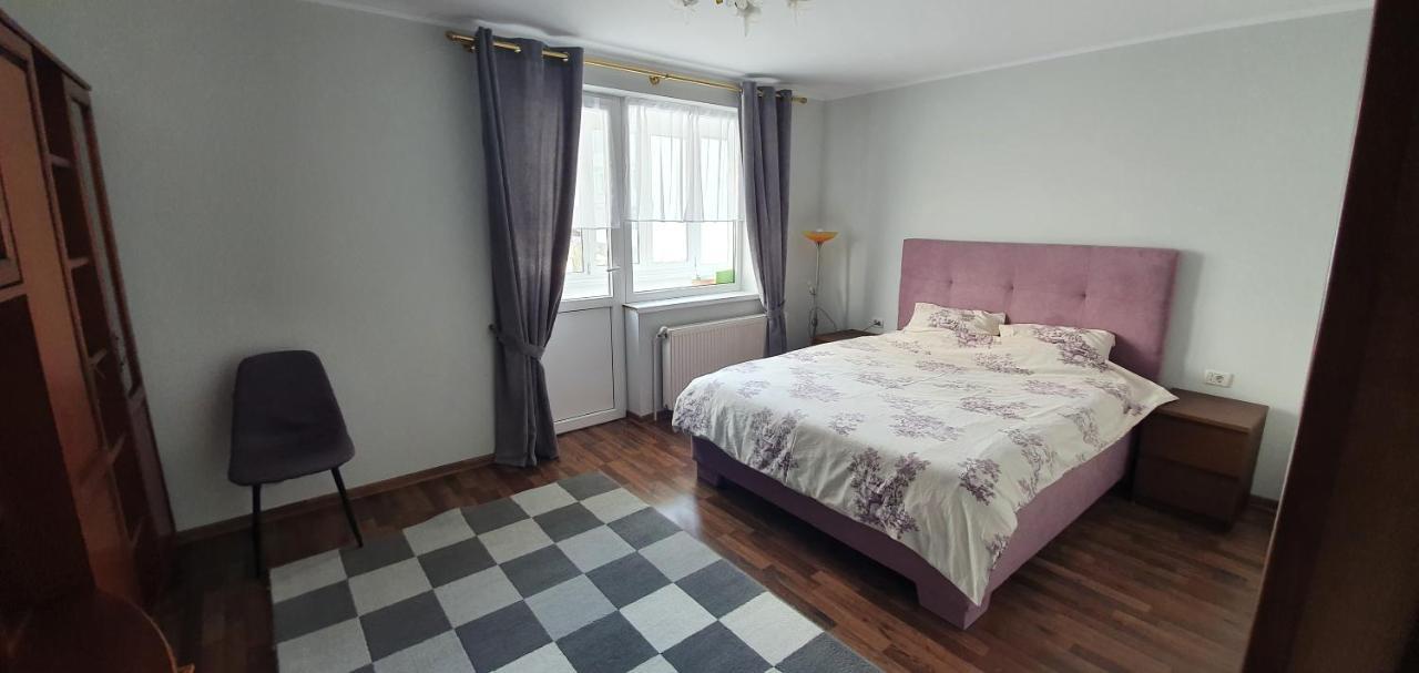Yla Apartments Piatra Neamt Luaran gambar